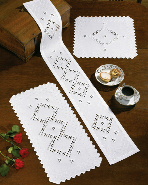 Broderikit Hardanger 17 x 125 cm
