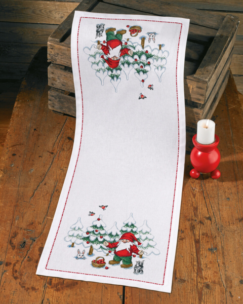 Broderikit Tomte & julgran 34 x 92 cm