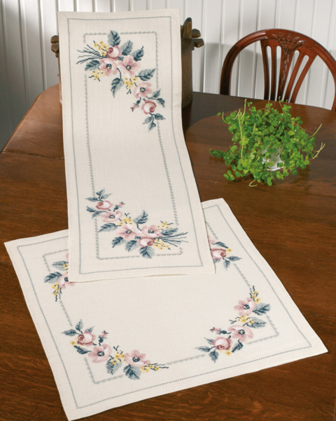 Broderikit Rosor på linne 36 x 104 cm