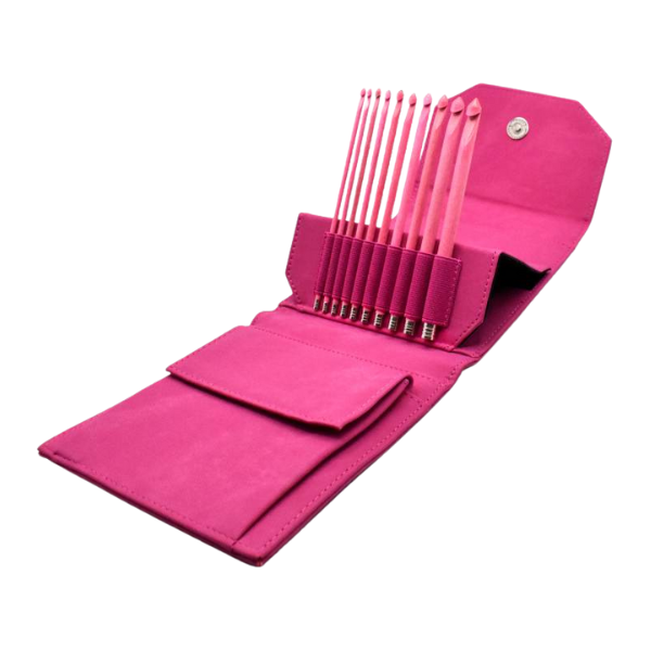 LYKKE Virknålsset Blush, Fuchsia, 15 cm