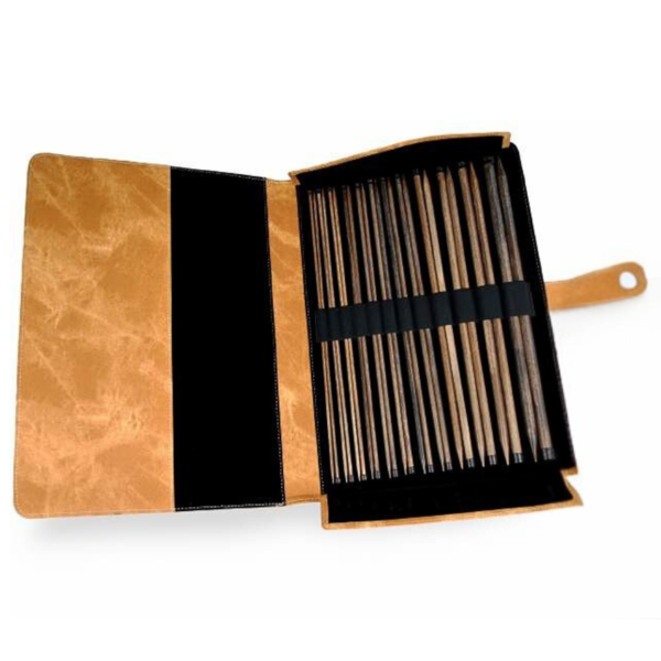 LYKKE Jumperstickset Umber, Tan, 35 cm