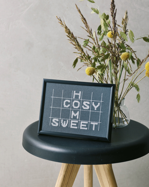 Broderikit Mysigt sött hem 18x13 cm