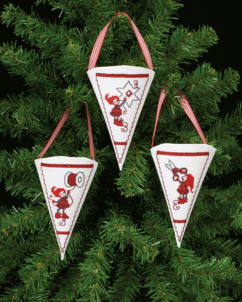 Broderikit Aktiva tomtar 10 x 13 cm