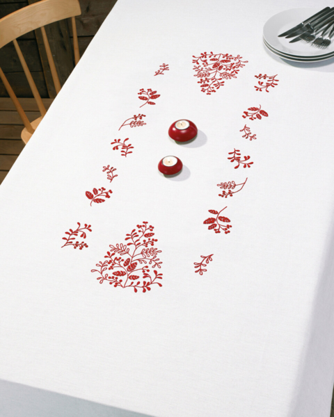 Broderikit Röda grenar 140 x 250 cm