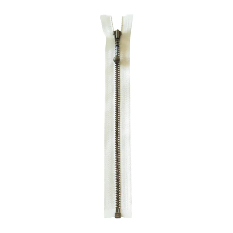 YKK Delbar Blixtlås Metall 4 mm (25-65 cm) 841 Ecru, Antik mässing
