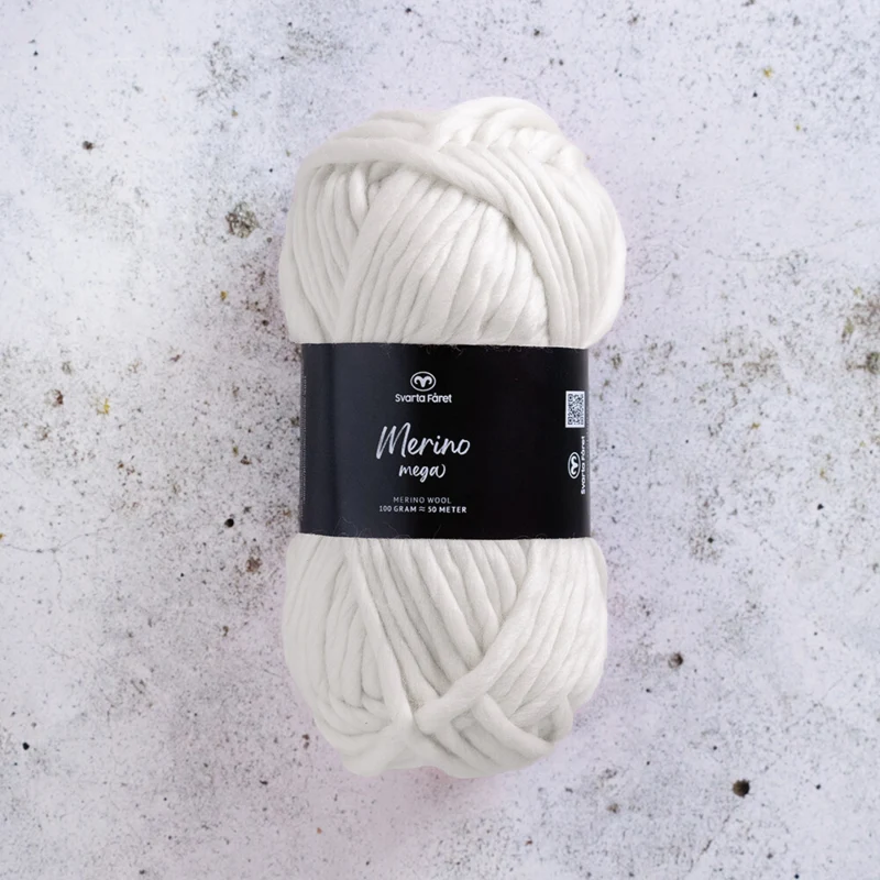 Svarta Fåret Merino Mega 12 Naturligt vit