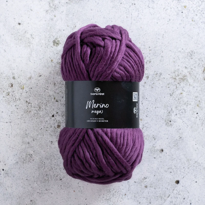 Svarta Fåret Merino Mega 02 Krossade svarta vinbär