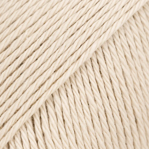 DROPS Magic 35 Ljus beige (Uni Colour)