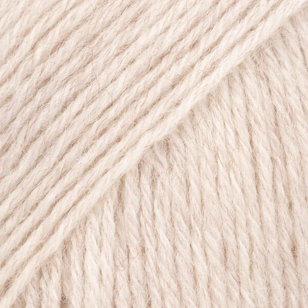 DROPS Fabel Uni Colour 124 Vit sand