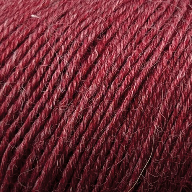 Onion Nettle Sock Yarn 1008 Mörk röd
