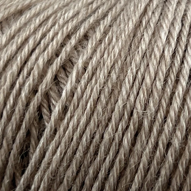 Onion Nettle Sock Yarn 1015 Sand