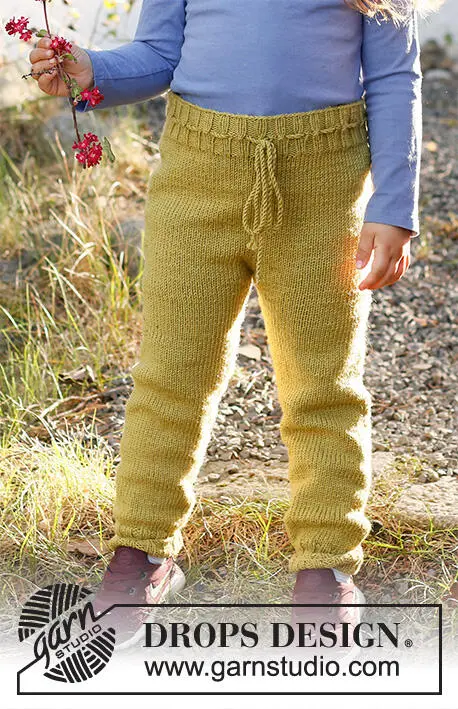 37-8 Autumn Adventures Trousers by DROPS Design