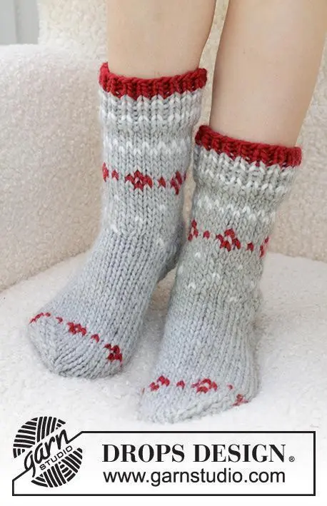 234-75 Christmas Sparkle Socks by DROPS Design