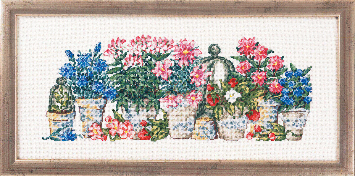 Broderisats Rosa/blå blommor 38x17 R5355