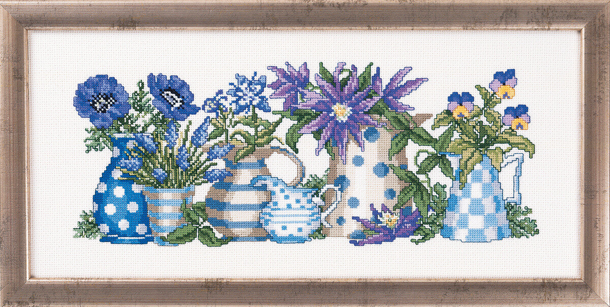 Broderisats Blå blommor 38 x 17 cm R5355