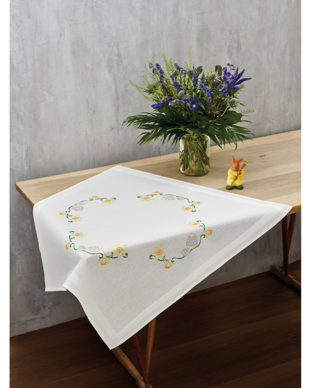 Broderikit Påskliljor & ägg 80 x 80 cm