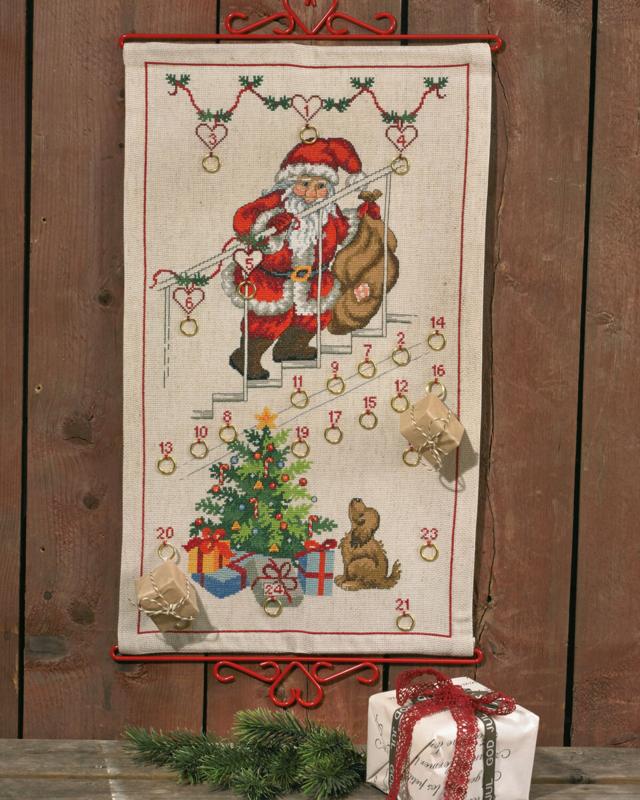 Broderikit Jultomte vid trappa 5125/35 34 x 58 cm