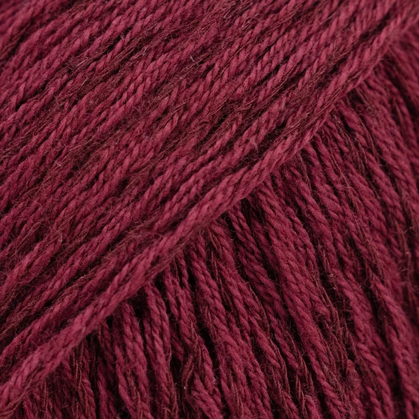 DROPS Belle 36 Rubinröd